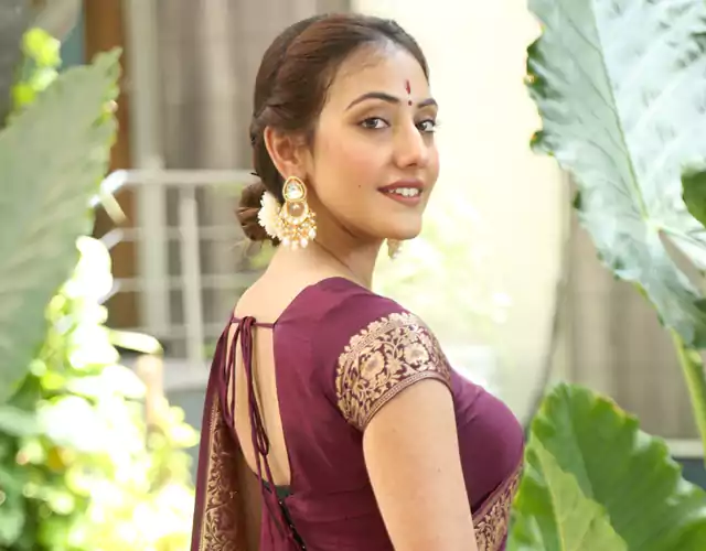 Shreyasi Sen Pictures